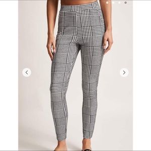 NWOT FOREVER 21 GINGHAM ANKLE PANTS